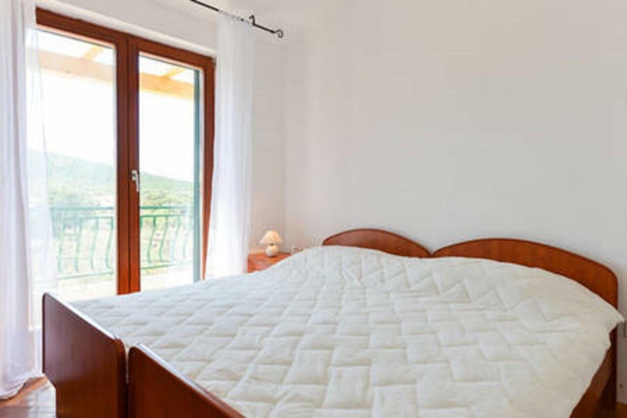Apartments Pero Zapuntel ภายนอก รูปภาพ