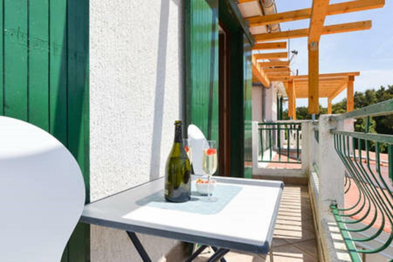 Apartments Pero Zapuntel ภายนอก รูปภาพ
