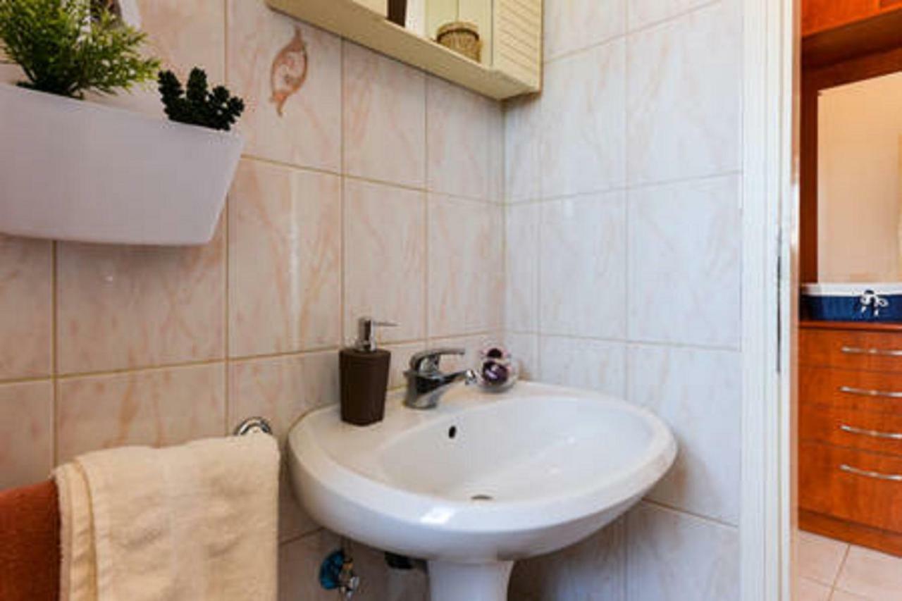 Apartments Pero Zapuntel ภายนอก รูปภาพ
