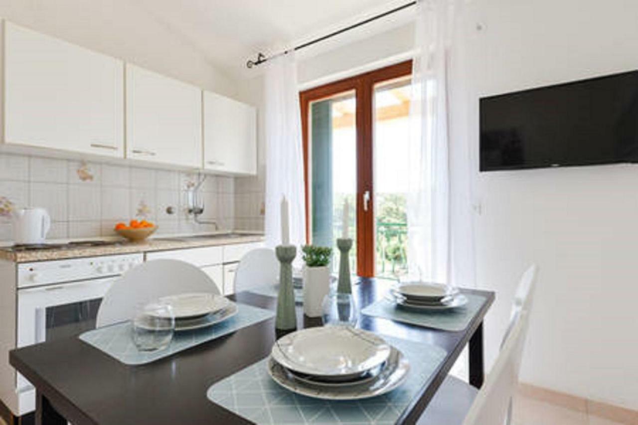 Apartments Pero Zapuntel ภายนอก รูปภาพ